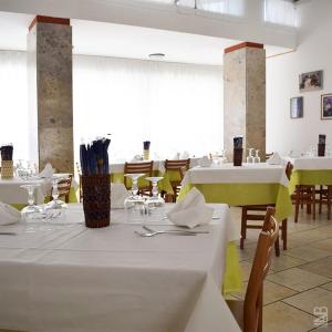 Restaurace v ubytování Hotel Admiral