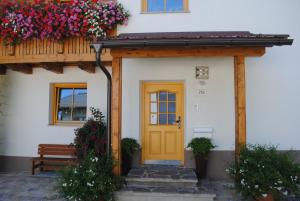 Budynek, w którym mieści się apartament