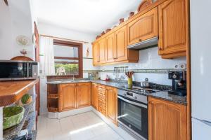 Gallery image of Villa BON SOL in Cala'n Bosch