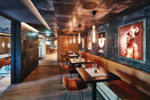 Restauracja lub miejsce do jedzenia w obiekcie Hotel Gerl