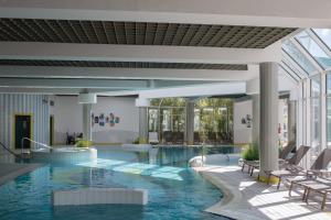 Bazén v ubytovaní Hotel Savoy alebo v jeho blízkosti