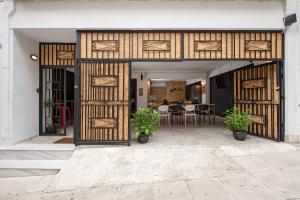 Patio nebo venkovní prostory v ubytování Piraeus Premium Suites