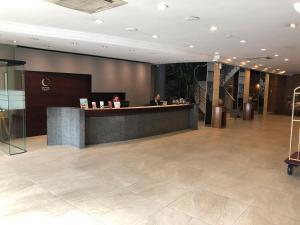 Lobbyn eller receptionsområdet på Crystal Palace Hotel