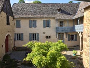 Foto da galeria de Maison D'Orride em Ledeuix