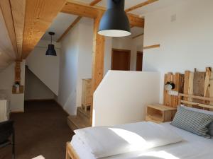 Postel nebo postele na pokoji v ubytování Gästehaus Langhammer