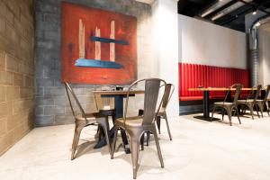 Restauracja lub miejsce do jedzenia w obiekcie J24 Hotel Milano