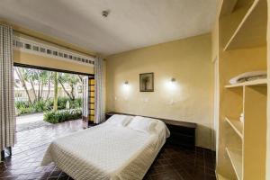 Foto da galeria de Pousada Passeio Brig Maresias em Maresias