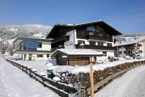 Pension Franglhof during the winter