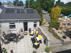 Zahrada ubytování Shannonside House N37HF67