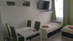 Fotografie z fotogalerie ubytování Sonniges Modernes Appartement Höhenberg v Kolíně + 37 fotografií