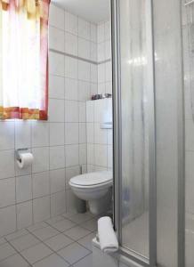 Koupelna v ubytování Hotel Wetterau - Self-Check-In