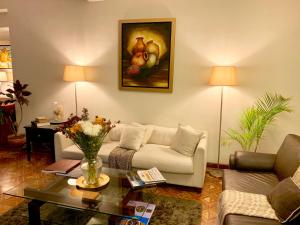 O zonă de relaxare la Casa Bella Boutique Hotel San Isidro