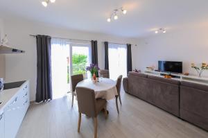 TV a/nebo společenská místnost v ubytování Apartment Petar