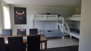 Fotografie z fotogalerie ubytování Kvernesfjorden Apartments v destinaci Averoy