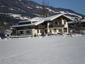 Gästehaus Scharler v zimě
