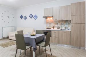 A kitchen or kitchenette at Palazzo Archeo