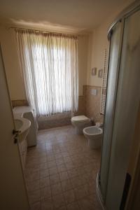 A bathroom at LA CASA DI CHIANNI La Pieve