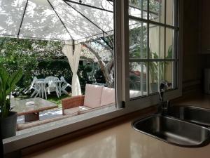Vonkajšia záhrada v ubytovaní JARDIN, TERRAZA Y BARBACOA
