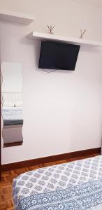 TV a/nebo společenská místnost v ubytování 3 Bedrooms SOHO Parking Included
