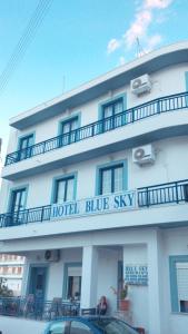 Foto dalla galleria di Blue Sky Apartments a Karpathos Altre 13 foto