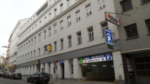 Budova, v ktorej sa apartmán nachádza