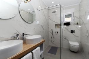 Kupaonica u objektu Apartments Pivac