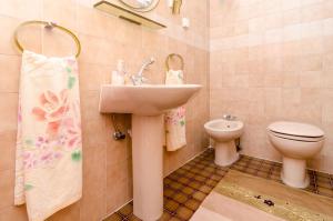 Gallery image of Rooms Mozara in Trsteno +17 photos