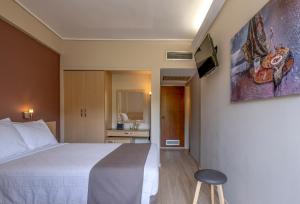 Cama o camas de una habitación en Acropolis View Hotel