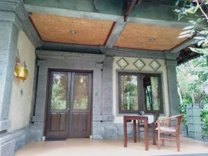 Balkón nebo terasa v ubytování Prasanti Bed & Breakfast