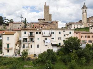 ヴィンチにあるBellavalle ROOMS Vinci Florence Tuscanyのギャラリーの写真