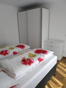 Postel nebo postele na pokoji v ubytování Ferienwohung Fam. Fink
