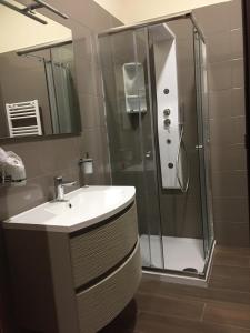 Koupelna v ubytování B&B Duomo Apartament