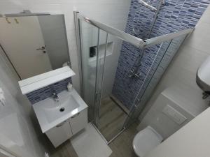 Koupelna v ubytování Apartman Matej -Selce + 37 fotografií
