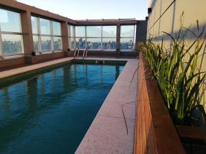 Der Swimmingpool an oder in der Nähe von Palermo viejo