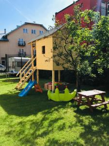 Detský kútik v ubytovaní Karwia Pokoje & Apartamenty