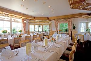 Εστιατόριο ή άλλο μέρος για φαγητό στο Hotel-Restaurant Walserhof