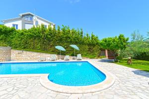 Bazén v ubytování Pool Apartments 624 nebo v jeho okolí