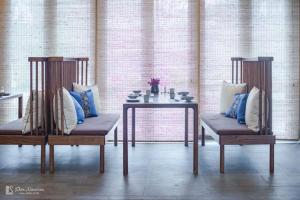 Predel za sedenje v nastanitvi Blossom Hill Yuejingzhuang Hotel
