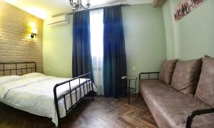 Letto o letti in una camera di Retro Hostel & Tours