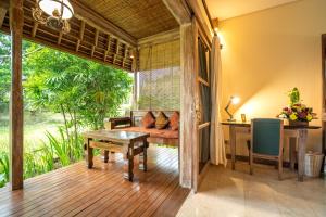 Kebun di luar Ananda Ubud Resort