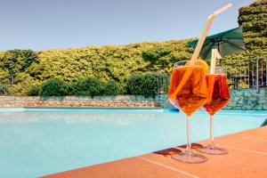 Bazén v ubytování Hotel San Lino nebo v jeho okolí