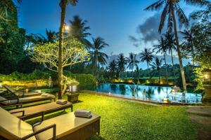 Kebun di luar Ananda Ubud Resort