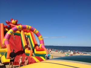 Večerní zábavní program pro hosty v ubytování Hostel Gdańsk Sun and Sea