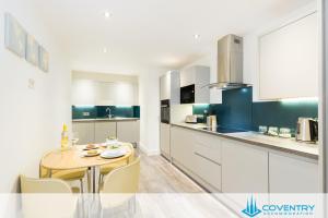 Gallery image of Hill Cottage Apartments Coleshill Open for NEC weekend visitors - Hosted By Coventry Accommodation in Coleshill