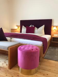 Postel nebo postele na pokoji v ubytování Hotel Garni Landhaus Florian
