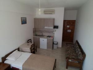 A kitchen or kitchenette at Studios Stavris
