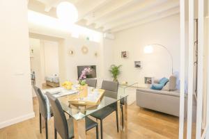 Posedenie v ubytovaní T&L TRIANA LOFT - Just like at home