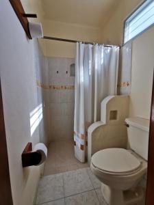 Koupelna v ubytování Las Cabañas del Doctor