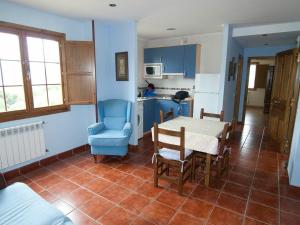 Kuchnia lub aneks kuchenny w obiekcie Apartamentos Rurales Casa Tata