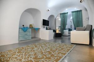 Gallery image of Serenity Blue (Cave house) in Akrotiri